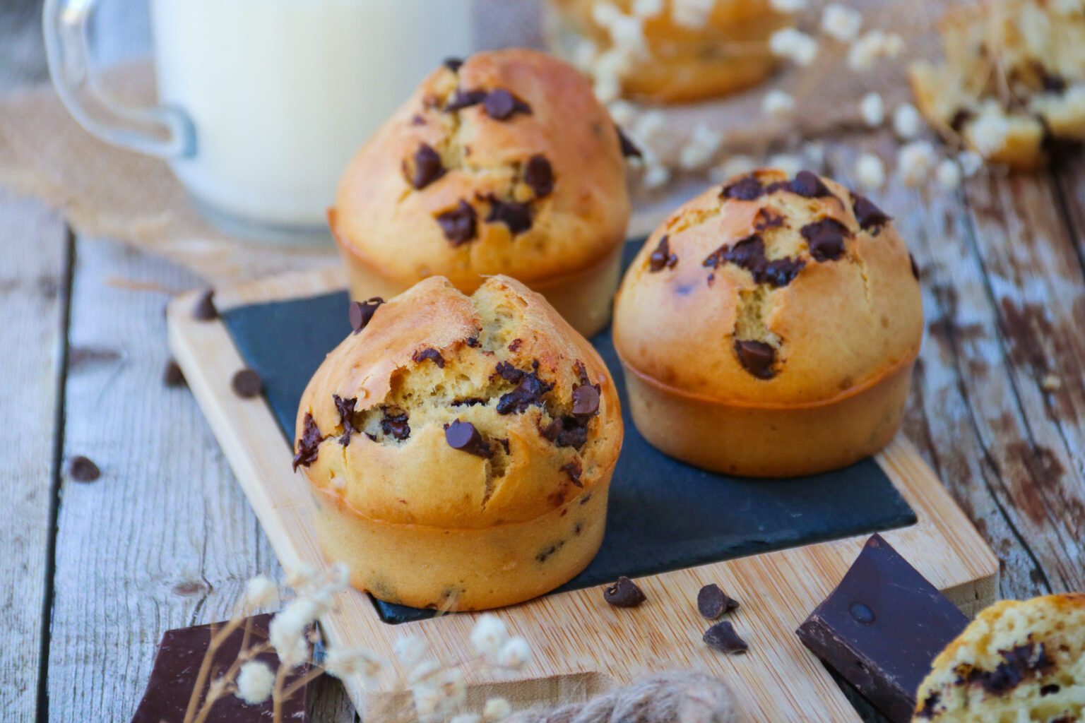 Muffins aux pépites de chocolat sans sucre raffiné ni beurre - recettte