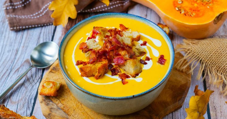 Velouté de courge butternut et crème de coco