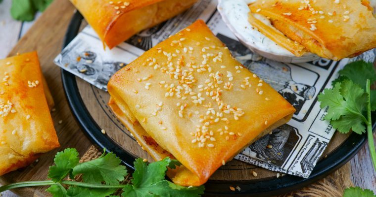 Brick à la patate douce, chèvre et sésame