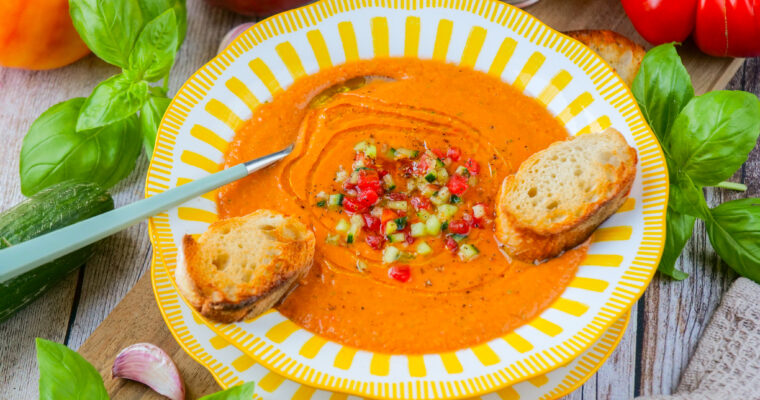 Gaspacho tomate, poivron et concombre