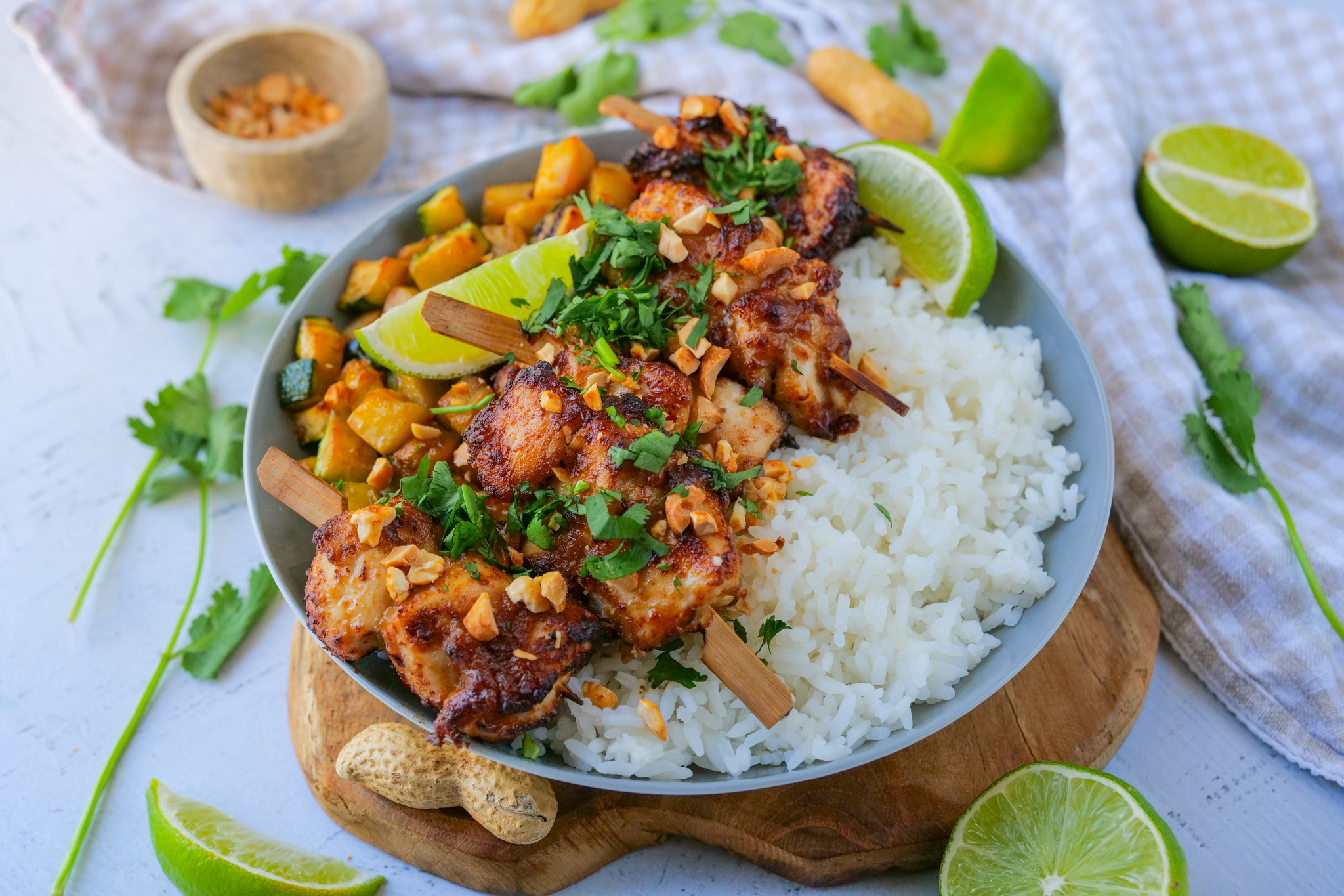 Brochettes de poulet à la cacahuète