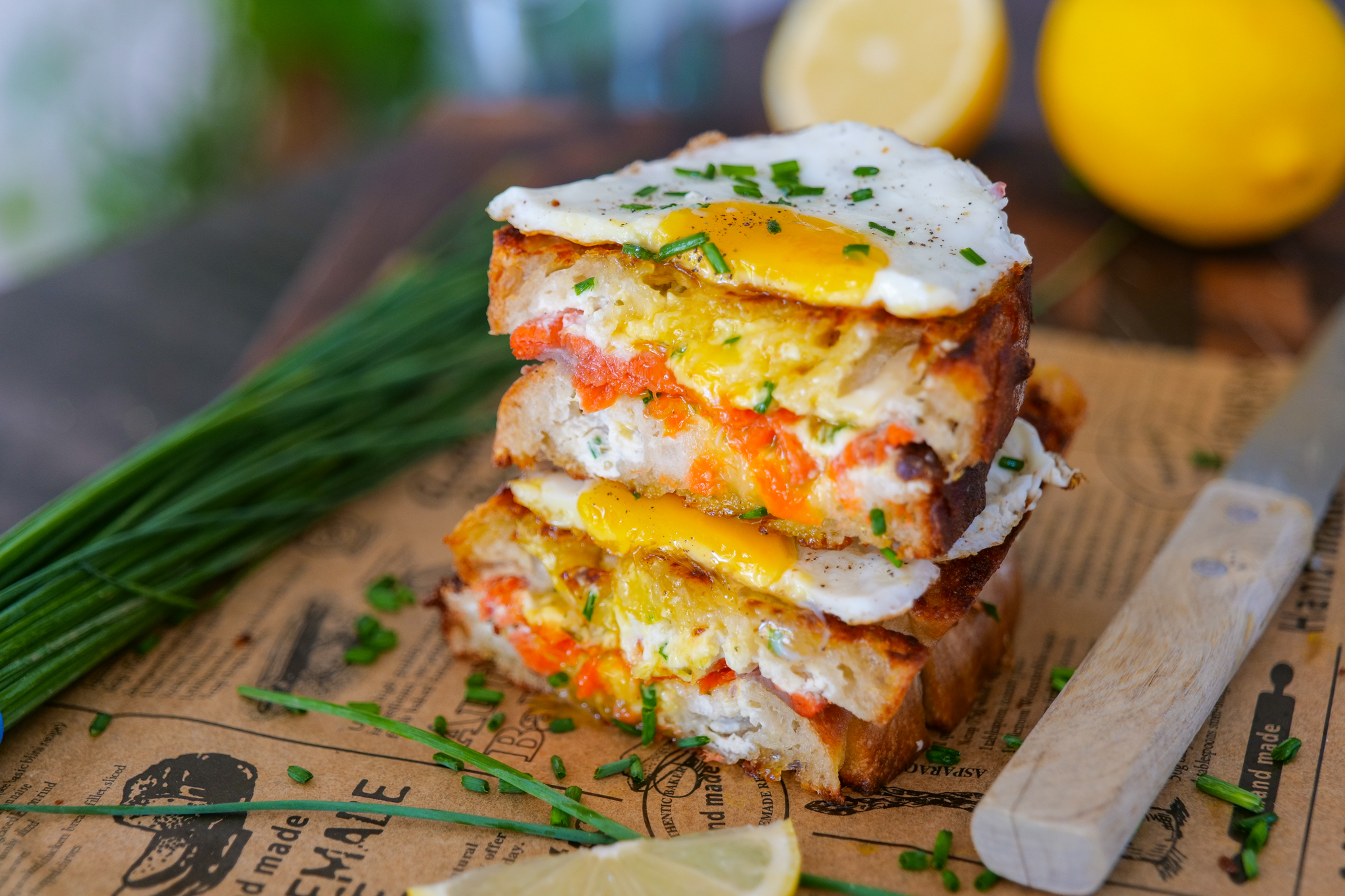 Croques Madame au saumon sockeye et au citron